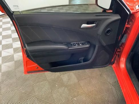 Used 2020 Dodge Charger SXT w/ Blacktop Package RWD image 22