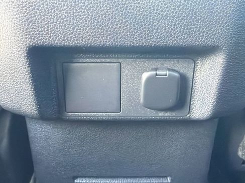 Certified 2025 Toyota Tacoma TRD Sport AWD/4WD image 17