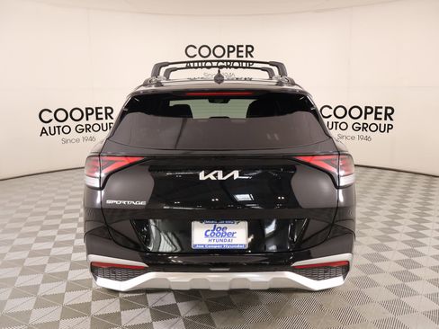 Used 2023 Kia Sportage SX image 22