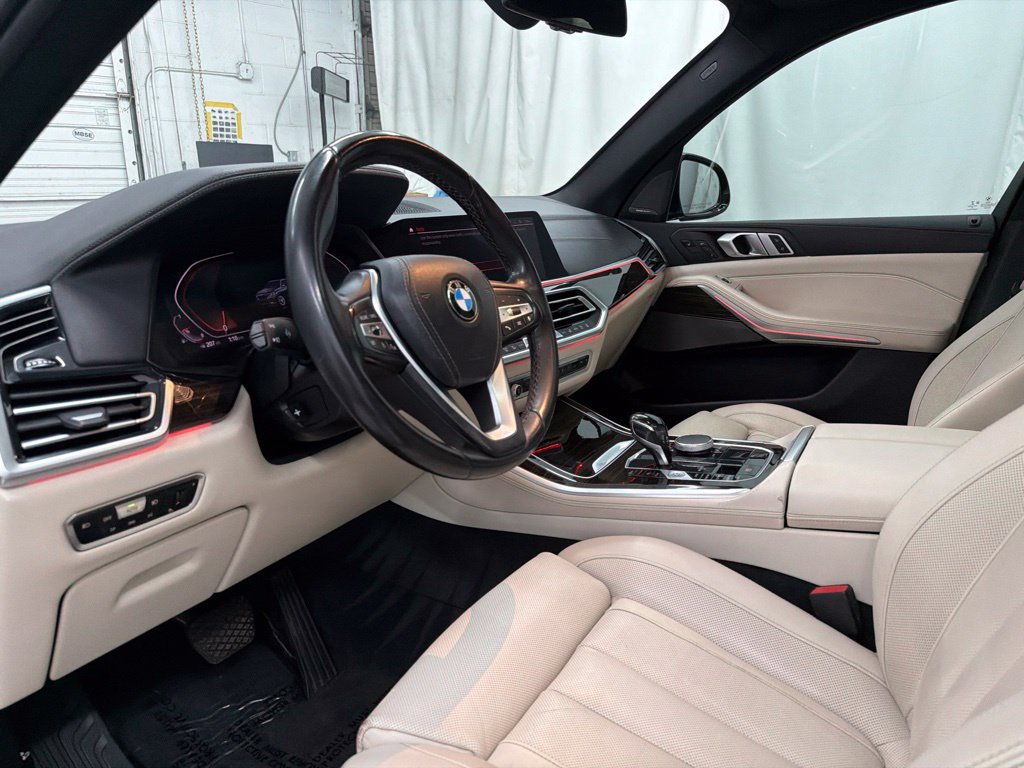 Used 2020 BMW X5 sDrive40i w/ Luxury Seating Package RWD image 15