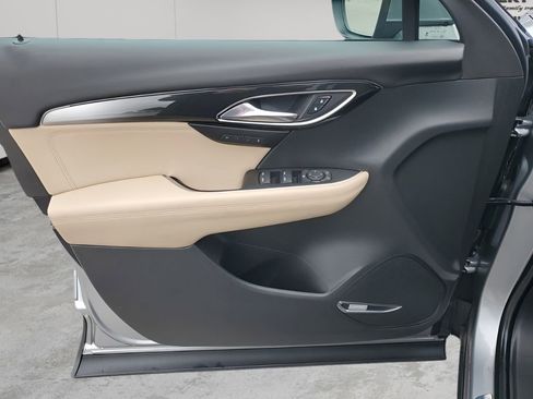 Used 2025 Buick Envision Preferred image 26