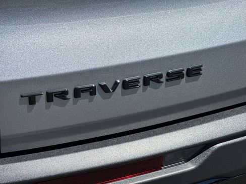 New 2026 Chevrolet Traverse LT w/ Midnight/Sport Edition FWD image 27