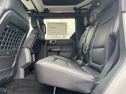 New 2026 Ford Bronco Badlands AWD/4WD image 34