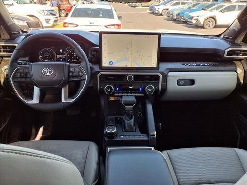 Used 2024 Toyota Tacoma Limited w/ Limited Package (LT) image 2