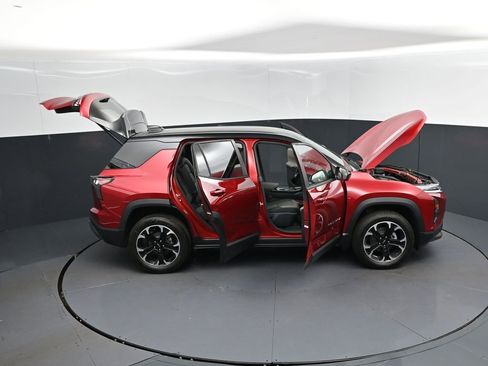 New 2026 Chevrolet Equinox LT w/ Convenience Package II AWD/4WD image 70