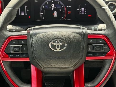 Used 2025 Toyota 4Runner SR5 AWD/4WD image 14