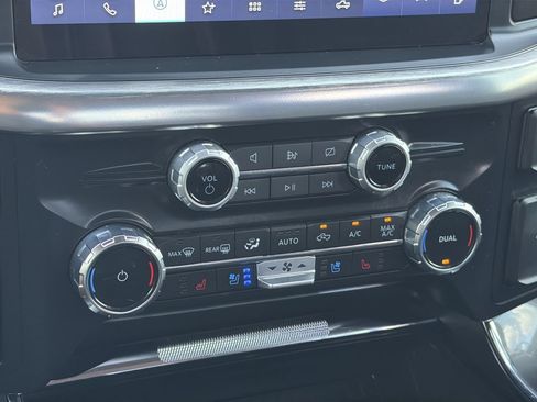 Used 2023 Ford F150 Lariat AWD/4WD image 24