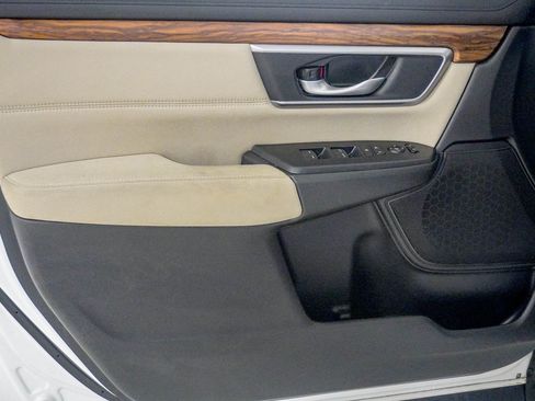 Used 2019 Honda CR-V EX image 17