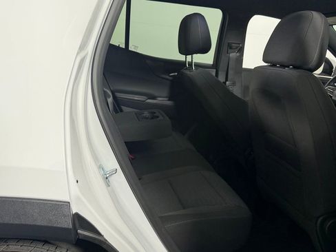 Used 2026 Chevrolet Equinox LT FWD image 27