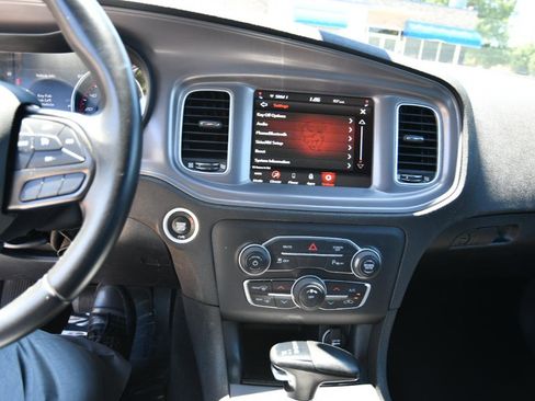 Used 2023 Dodge Charger SXT RWD image 21