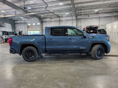 Used 2026 GMC Sierra 1500 Elevation w/ Preferred Package AWD/4WD image 2