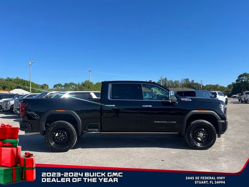 New 2026 GMC Sierra 2500 Denali w/ Denali Reserve Package image 15