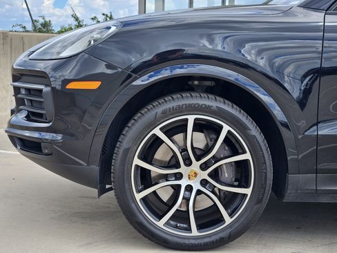 Certified 2022 Porsche Cayenne AWD/4WD image 13
