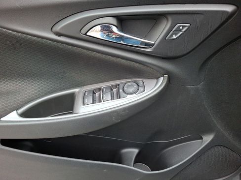 Used 2024 Chevrolet Malibu LT image 13