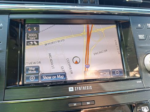 Used 2014 Toyota Avalon Limited image 28