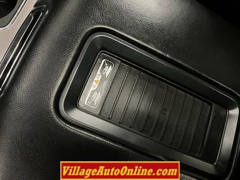 Used 2017 GMC Sierra 1500 Denali w/ Denali Ultimate Package image 30