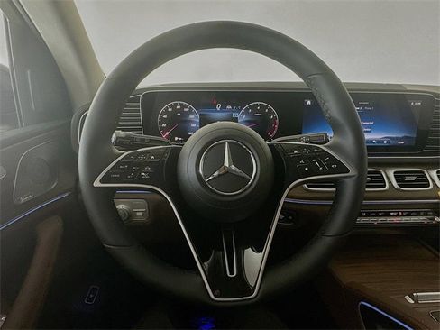 New 2026 Mercedes-Benz GLE 450 4MATIC image 11