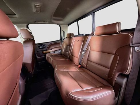 Used 2018 Chevrolet Silverado 1500 High Country RWD image 24