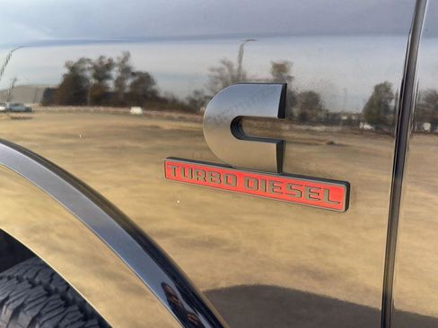 Used 2021 RAM 2500 Limited w/ Night Edition image 10