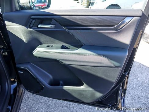 Used 2024 GMC Acadia AT4 w/ LPO, Floor Liner Package image 32