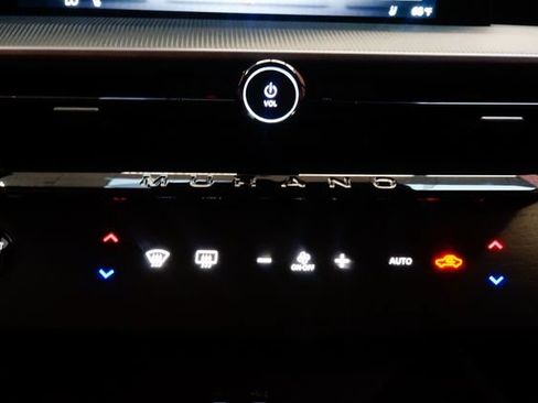 Certified 2025 Nissan Murano SV AWD/4WD image 20