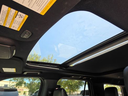 Used 2021 Ford Expedition Limited RWD image 22