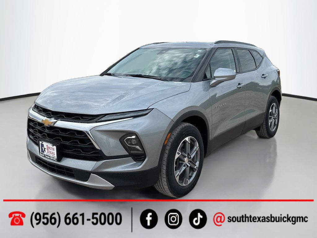 Used 2024 Chevrolet Blazer LT w/ Convenience Package FWD image 3