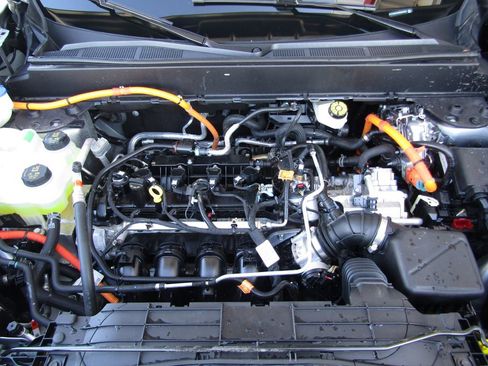 Used 2024 Ford Maverick XLT image 22