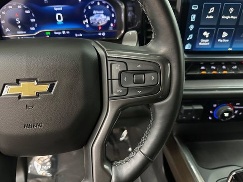 Used 2024 Chevrolet Silverado 1500 High Country w/ Technology Package AWD/4WD image 16