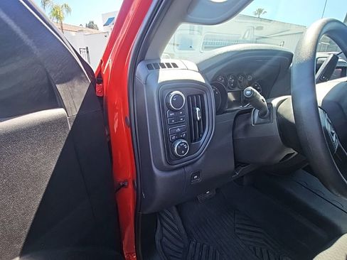 Used 2025 Chevrolet Silverado 1500 Custom Trail Boss image 10