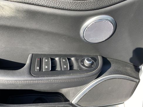 Used 2018 Alfa Romeo Giulia Ti Sport w/ Quick Order Package 22U Sport image 11