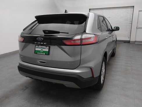 Used 2024 Ford Edge SEL image 7