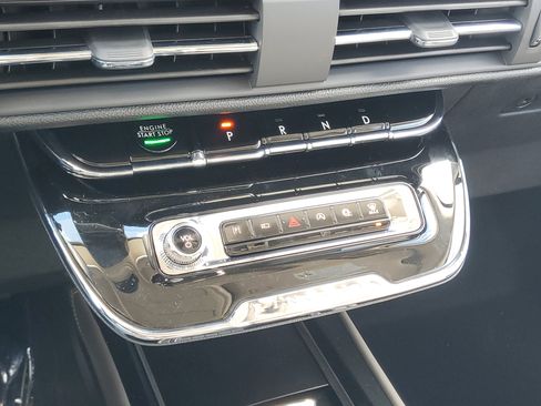 New 2026 Lincoln Corsair Premiere image 22