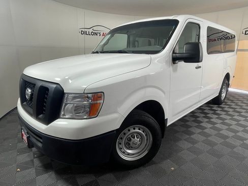 Used 2019 Nissan NV 3500 S image 1