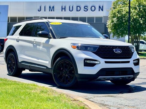 Certified 2023 Ford Explorer XLT w/ Equipment Group 202A RWD image 2