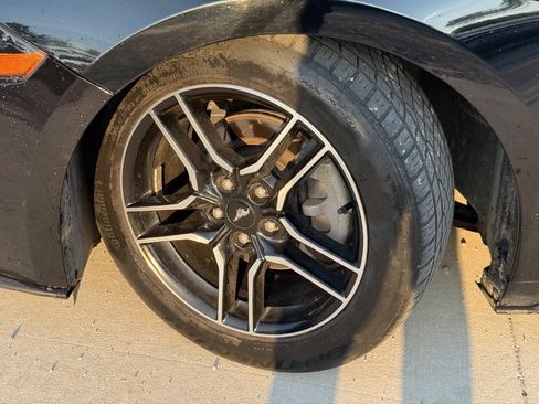 Used 2018 Ford Mustang Premium RWD image 14