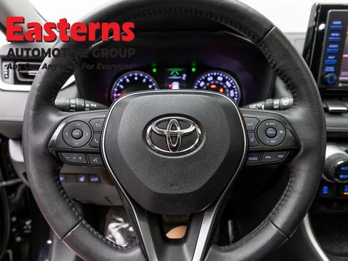 Used 2020 Toyota RAV4 XLE Premium AWD/4WD image 10