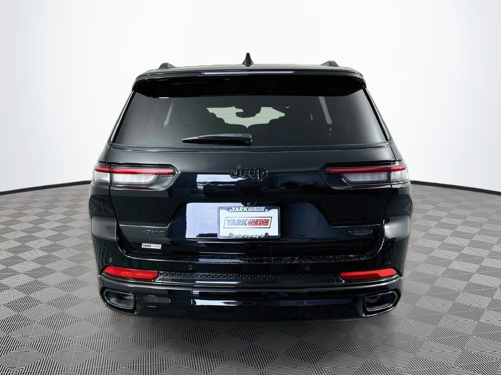 Certified 2023 Jeep Grand Cherokee L Summit w/ High Altitude Package AWD/4WD image 10