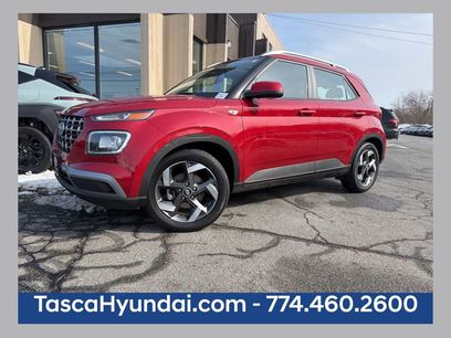 Used 2022 Hyundai Venue SEL w/ Cargo Package