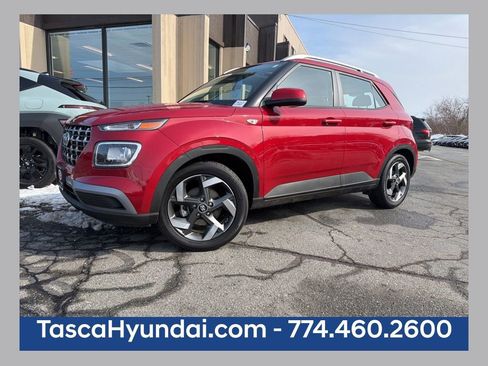 Used 2022 Hyundai Venue SEL w/ Cargo Package image 1