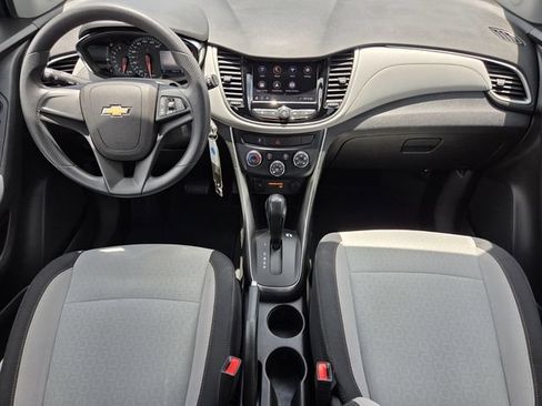 Certified 2020 Chevrolet Trax LS FWD image 12