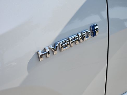 Used 2021 Toyota RAV4 XSE AWD/4WD image 43