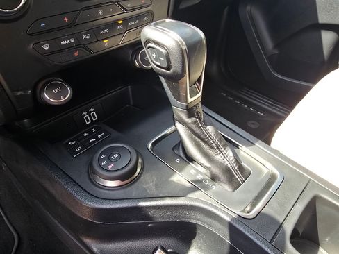 Used 2019 Ford Ranger Lariat w/ Equipment Group 501A Mid AWD/4WD image 21