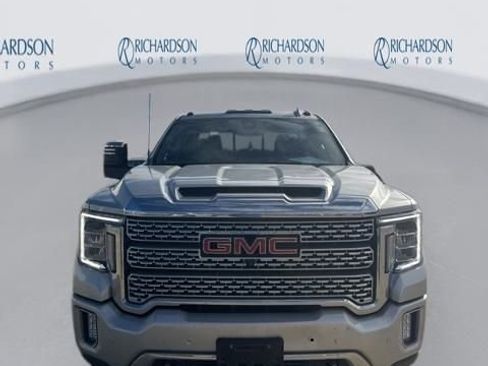 Used 2023 GMC Sierra 2500 Denali image 6