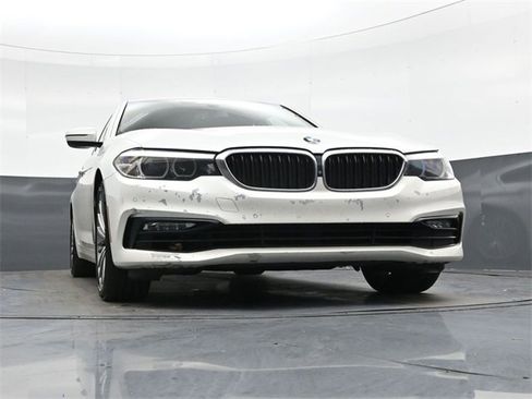 Used 2018 BMW 540i image 27