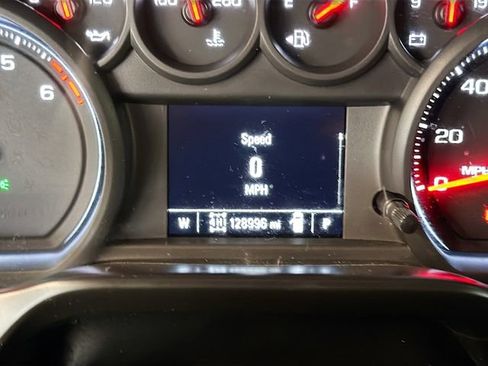 Used 2020 Chevrolet Silverado 1500 Custom Trail Boss w/ Custom Convenience Package image 12