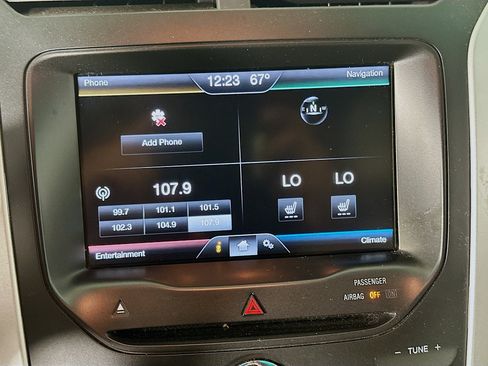 Used 2015 Ford Explorer XLT w/ Equipment Group 202B FWD image 19