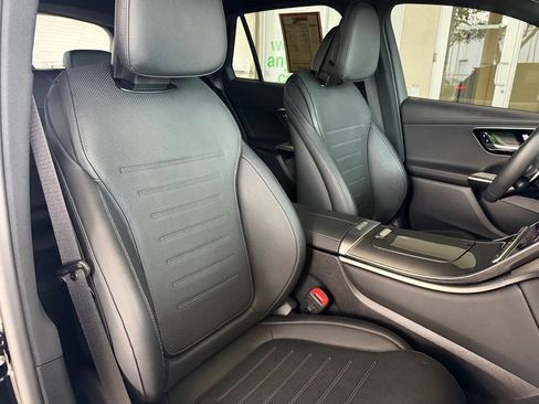 Used 2024 Mercedes-Benz GLC 43 AMG 4MATIC image 23