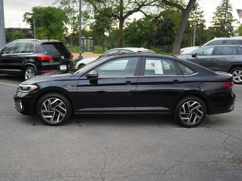 Used 2024 Volkswagen Jetta SEL FWD image 10