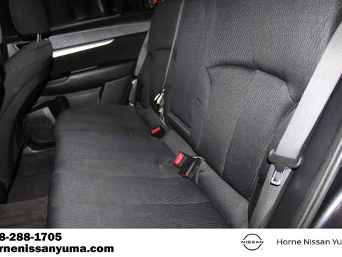 Used 2012 Subaru Outback 2.5i Premium w/ All-Weather Pkg AWD/4WD image 5